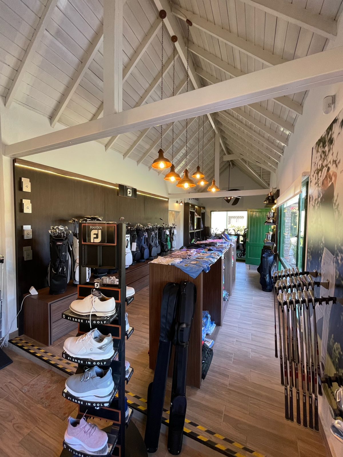 Amenities · Golf
